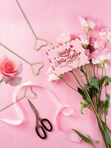 40 Stücke - Metall Blumen Kartenhalter, Metall Blumenstrauß Kartenhalter und herzförmiger Blumen Foto/Memo Halter, geeignet für Blumenstrauß Dekoration, Hochzeit Blumenständer Dekoration, Foto Kartenhalter, Blumenständer Dekoration Kartenhalter, Party Segen, Blumen Verpackung, Bankett, Festival, Party, Hochzeit, Geburtstag, Jahrestag, Tischdekoration, Muttertag Abschlussfeier, Multifunktionaler Blumenstrauß Halter (herzförmig)