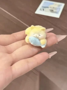 2个可爱甜美的橙色猫咪发夹，适合侧刘海、碎发或任何其他发型，是女士发饰的理想之选。 - 彩色 - 查看 5