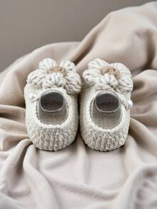 1 Pair Infant Flower Crocheted Pre-Walker Socks, Footwear - Beige - View 7