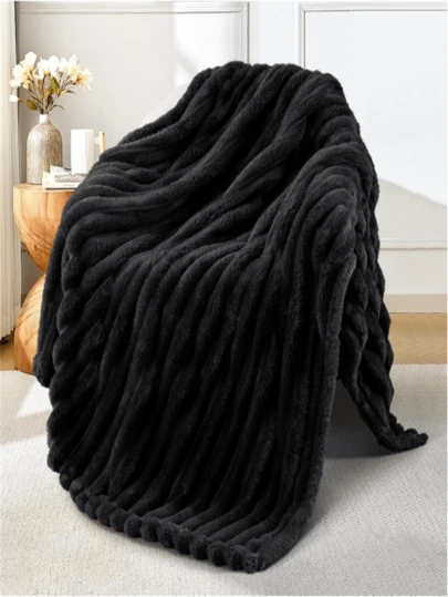 1pc Solid Color Striped Plaid Soft Warm Fleece Blanket, Suitable For Bedroom, Room Decor, All Seasons, Gift, Comfortable Soft Ladies Throw Blanket, Machine Washable, Modern Style, Multi-Purpose, Soft Texture, Suitable For Bed, Sofa, Travel, Office, Christmas, Halloween, Mother's Day, Wool Blanket Gift, Camping Blanket, Oversized Tasseled Faux Fur Flannel Throw Blanket, Leisure Nap Blanket, Office Small Throw