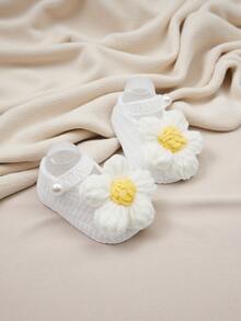 1 双钩针花朵婴儿学步鞋/袜子 - 白色 - 查看 5
