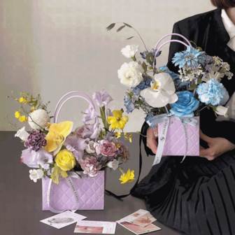 1 pièce Sacs fourre-tout en papier pour fête, sacs fourre-tout d'emballage-cadeau épaissis, convenant pour boîtes-cadeaux, emballage de fleurs fraîches, arrangements floraux, bouquets de roses, paniers de fleurs, etc., emballage-cadeau pour les fêtes de Thanksgiving, Noël, Saint-Valentin