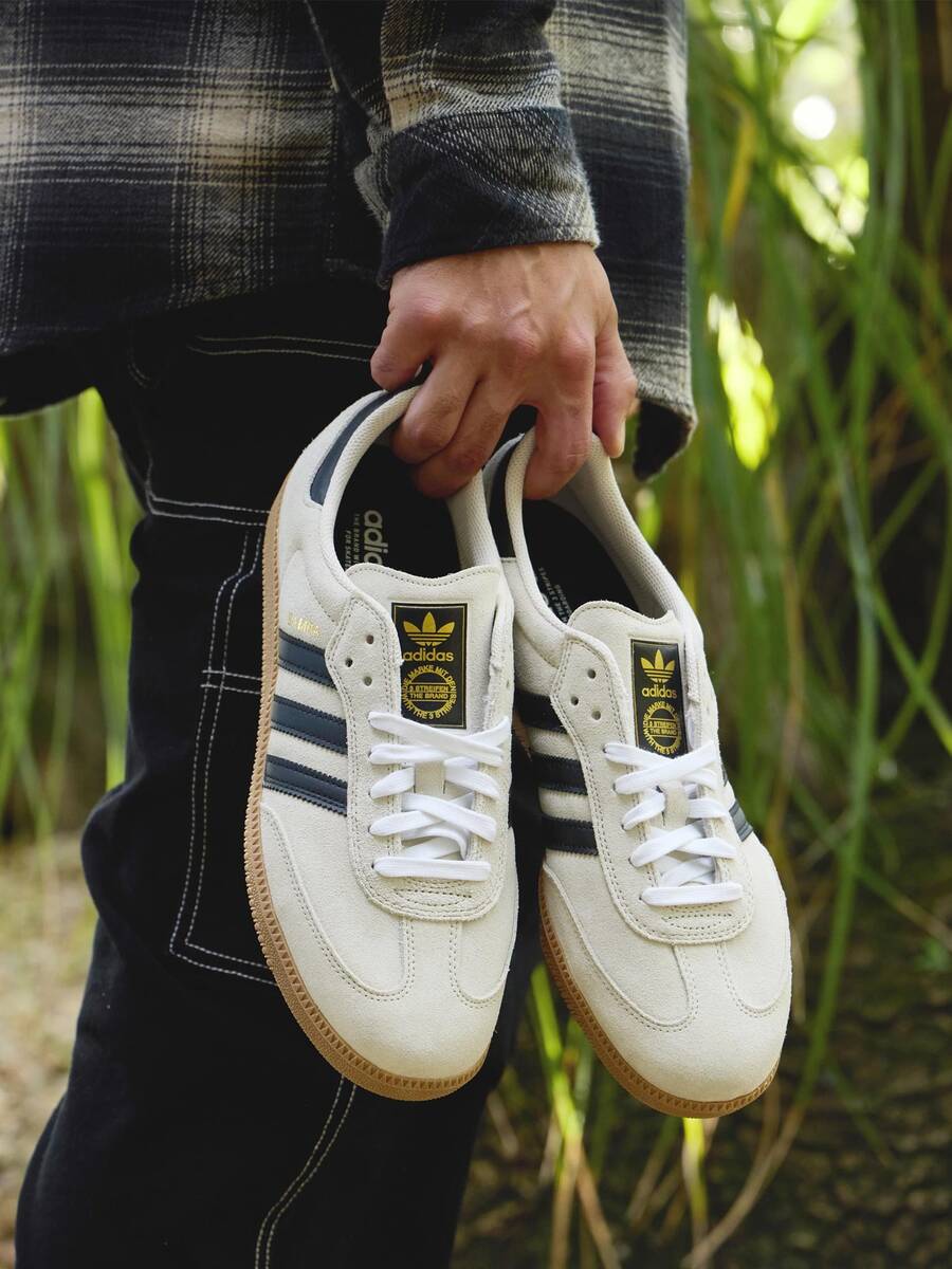 Adidas Originals Adidas Samba OG Premium Sneakers, Timeless Retro Trainers In Fall Tones, Leather & Suede Construction, Low-Top Casual Sneaker For Outdoor, Sports, Sambas For School And Work, Daily Shoes For Skate Outfit - 氧化鋁/核心黑/橡膠 - 查看 1