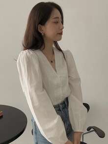 Diseño retro francés de primavera, camisa de encaje de nicho, camisa de linterna de cuello v, blusa de manga femenina - Blanco - Ver 5