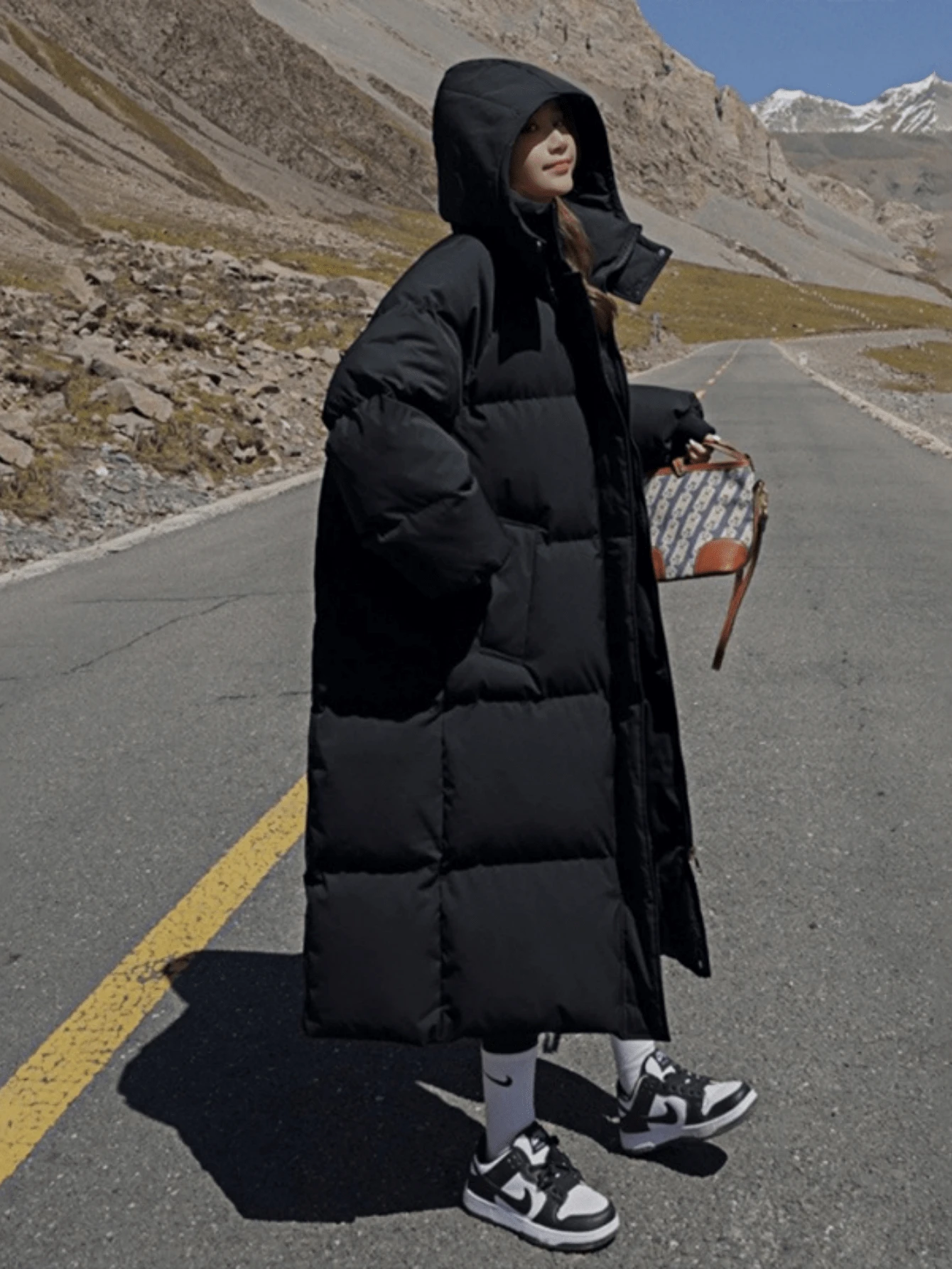 Women Winter Coats - 黑色 - 查看 1