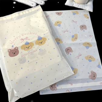 10pcs Party Gift Packaging Bags, Holiday Gift Packaging Self Sealing Bags, Clothing Express Packaging Bags, High-End Cute Teddy Bear Pattern Gift Bags, Suitable For Women's Small Gift Packaging Bags, Thanksgiving, Christmas, Valentine's Day, Party, Birthday Gift Packaging Bags, As Well As Daily Storage Bags And Plastic Self Sealing Bags.