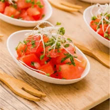 50 Stücke Mini Einweg-Desserteller aus Zuckerrohrfaser, weiß, geeignet für Hochzeiten, Partys, Weihnachten, Geburtstage und formelle Anlässe