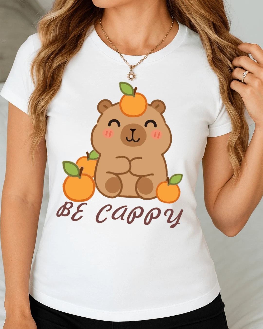 Camiseta casual con estampado, capibara capybara ( BE CAPY ) sé feliz mandarinas tangerines , para mujer ajuste regular manga corta playera cuello redondo, blusas gráficas para mujer - Blanco - Ver 1