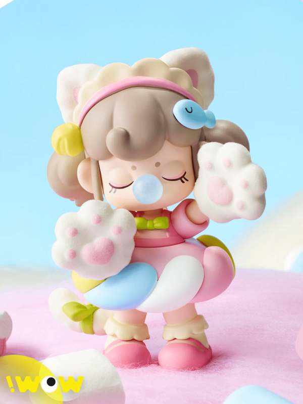 1 Stück zufälliger Anime-Figur Nanci Blumen-Thema Spielzeug, PVC Material, süße Tischdekoration mit Blumen und Modellfiguren, perfektes Sammlerstück als Geschenk für die Familie, beliebt wegen des einzigartigen Designs