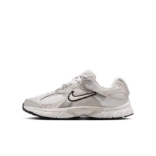 Nike V5 RNR 時尚百搭 寬版 防滑耐磨 低筒 跑步鞋 米色 青少年 HQ6411-102 - 白色 - 查看 3