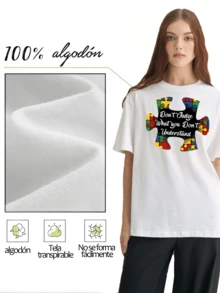 Camiseta de mujer con diseño original de rompecabezas coloridos y la frase No juzgues lo que no entiendes.Ideal para un look casual y con estilo. - Blanco - Ver 3