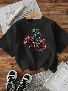 Camiseta de mujer moderna con diseño de cerezas brillantes,estilo casual y cómodo para el día a día,ideal para un look fresco y juvenil. - Negro - Ver 1