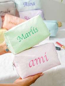 حقيبة منظم مكياج شخصي مخصص، حقيبة مستحضرات تجميل مخصصة، حقيبة مكياج مطرزة، صندوق وصيفة العروس، منظم مستحضرات تجميل، موفر للمساحة، مطرز، مخطط أنيق، عصري، منظم، بسيط، كاجوال، هدية فريدة كلاسيكية، هدية للفتيات، هدية زفاف، هدية عروس، زفاف، لوازم الزفاف، هدية عيد للصديقة، العائلة، الأصدقاء، مثالي للذكرى السنوية، لوازم المدرسة، العودة إلى المدرسة، هدية مدرسية - متعدد الألوان - مشاهدة 13