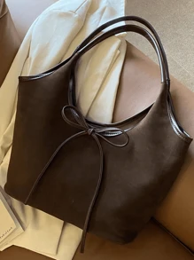Bolso, un bolso de hombro de mujer de color café con leche mate con material de PU, un gran bolso de uso diario adecuado para mujeres y como regalo para una cita