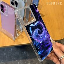 Un teléfono con diseño de bloques, compatible con los modelos 16 Pro, 16, 15 Pro, 14, 14 Plus, 13, 13 Pro, 12 Pro y 12 Pro Max. Presenta un diseño transparente único que ofrece protección total contra golpes y un gran atractivo estético. - transparente - Ver 2