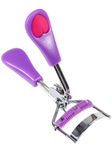 12件套睫毛夹套装，包含1个睫毛夹、3个替换刷头、3个睫毛梳和5个替换垫片，专为女性打造卷翘睫毛而设计（紫色）。价格实惠，适合作为圣诞礼物、化妆品、化妆工具等。套装包含：平价好物、礼品、女士礼品、圣诞礼物、赠品、旅行必备品等。 - 紫色 - 查看 3