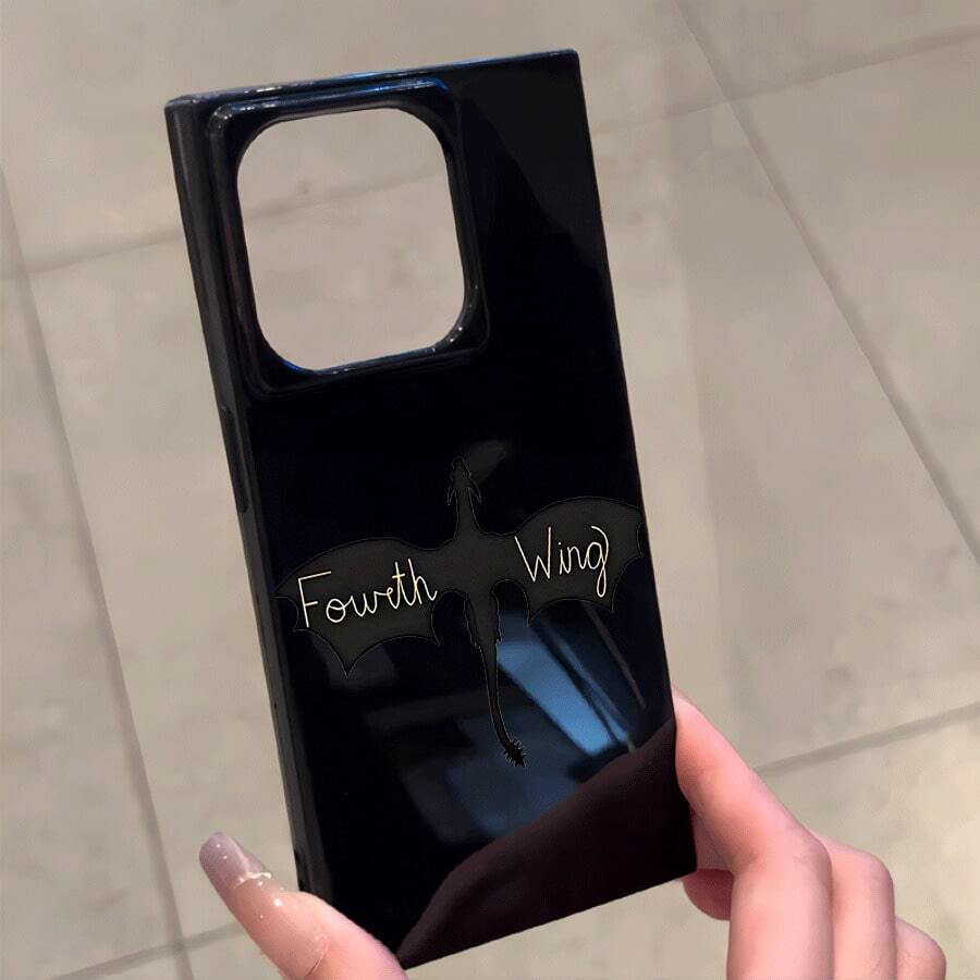 Teléfono con diseño de bloques y el alfabeto de un murciélago negro. Compatible con los modelos 16 Pro, 16, 15 Pro, 14, 14 Plus, 13, 13 Pro, 12 Pro y 12 Pro. Ofrece cobertura total a prueba de golpes, un gran orificio, un elegante marco brillante y una excelente calidad de imagen. - Negro - Ver 1