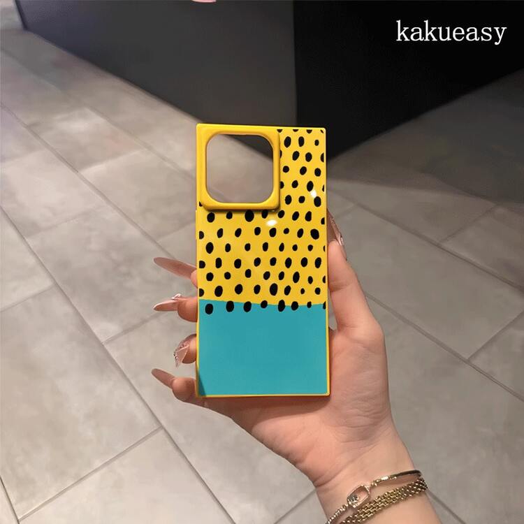 Funda con un patrón azul y negro que recuerda a los cristales, compatible con los modelos 16 Pro, 16, 15 Pro, 14, 14 Plus, 13, 13 Pro, 12 Pro y 12 Pro. Ofrece protección total contra golpes, una amplia abertura, un elegante marco brillante y una estética mejorada. - Amarillo - Añade 3