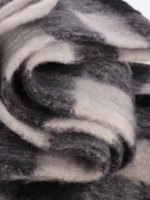 1pc 2025 Autumn/Winter New Grid Simple Thickened Warm Scarf, Warm And Cold Proof Soft Sticky Couple Scarf Shawl, Winter High End Grid Versatile Tassel Scarf, Suitable For Men And Women