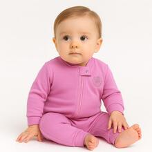 Kit 2 Macacão Infantil Bebê Menina Com Fechamento Em Zíper Super Macio - Rosa Pink + Lilás - Visão 3