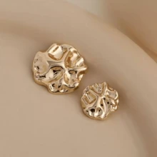 10 件/包复古不对称压花金属纽扣，时尚装饰纽扣，适用于皮衣、毛衣、衬衫、夹克、大衣，DIY 缝纫配件批发 - 彩色 - 查看 4