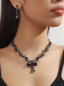 3 件套女士首饰套装，锌合金花朵形状，可调节项链，吊式耳环，高端新娘多功能首饰套装，婚礼舞会、派对、宴会可佩戴首饰套装 - 白色 - 查看 13