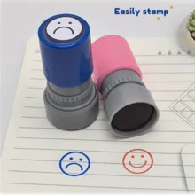 2 件/套搞笑笑脸/皱眉表情行为印章 - 教师办公室印章，返校必备 - 2件教師經典組合套裝 - 查看 5