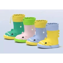 Botas de Lluvia para Niña y Niño Sharky Rain – Impermeables, Antiderrapantes, Divertido Diseño de Tiburón – Tallas 14 a 22 MX DENALI - Amarillo - Ver 2