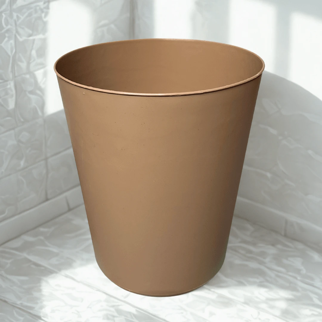 Juego de 2 cestos papelero compactos de polipropileno, libres de BPA; resistentes, ecológicos y funcionales para baño, oficina, escritorio y hogar. - Caqui - Ver 1