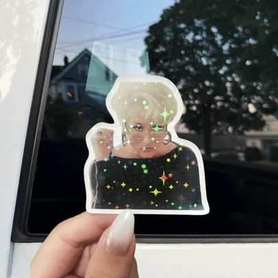 White Short-Haired Woman Miranda Priestly Vinyl Fender Decal - Matte Finish, Asymmetrical Shape, Self-Adhesive Plastic Surface - Single Use, Car Decor Character Sticker Matte Finish