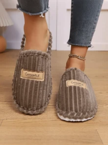 Pantuflas de casa suaves y cálidas con cuello de felpa para mujer de talla grande, pantuflas cómodas para deslizar para hombres y mujeres, regalo ideal para las fiestas