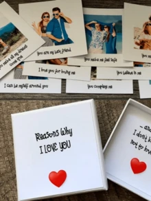 Personalisierbare 3/6/9-Raster Foto- und Text-Weihnachts-Erinnerungsboxen als personalisierte Fotogeschenkboxen, perfekt für Geburtstage, Jahrestage, Valentinstag, Weihnachten oder jede Gelegenheit um "Ich liebe dich" oder "Ich vermisse dich" auszudrücken. Wir bieten auch Anpassungen für Dekorationen, Handwerkskunst und Wohndekoration an.