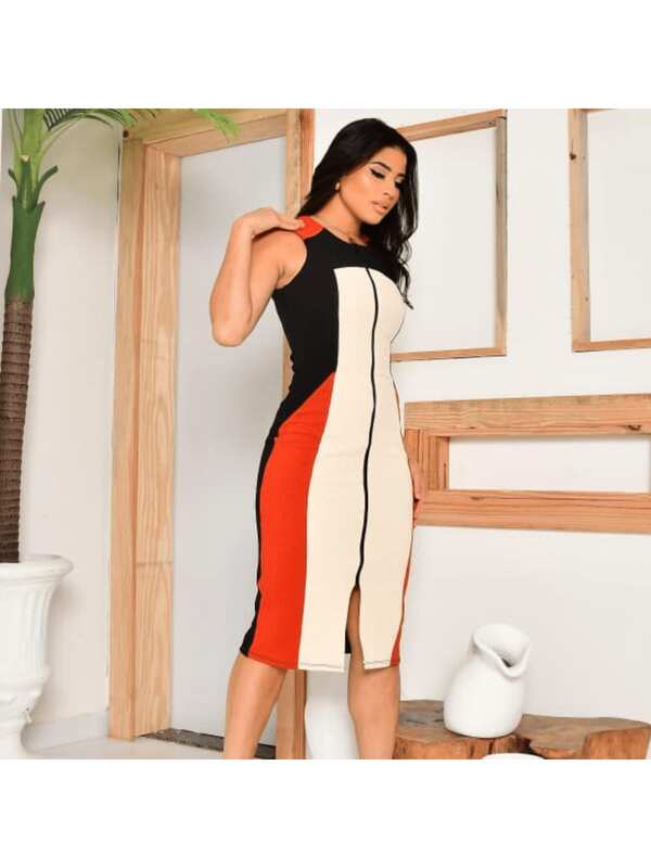 Vestido Midi Justo Sem Manga Recortes Coloridos Zíper