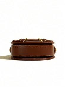 Bolso de mano, tipo de bolso preferido, bolso de textura avanzada, bolso de silla de montar, bolso de moda de minoría con costura retro, nuevo bolso casual tipo Joker de 2025 para cruzar el Body