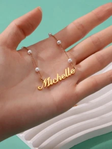 1 Stück personalisierte Halskette mit Kunstperle für Frauen, Namenskette aus rostfreiem Stahl mit Kunstperlenkette, Modeschmuck Accessoire, Geschenk für sie, Stilvolle, Herbstmode, Lässig, Süße, Personalisiert, Einzigartig, Ideale Geschenke für Freundin, Mutter, Familie, Freunde, Tochter, Großeltern zu Jahrestagen, Valentinstag, Muttertag, Geburtstag, Abschluss, Hochzeit, für den täglichen Gebrauch - Verschiedenfarbig - Übersicht 4