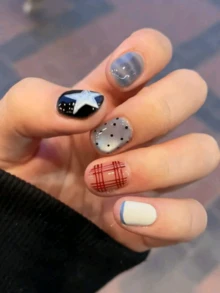 10 片杏仁形按压指甲法式手工制作简约时尚星形格纹清新猫眼，全覆盖易粘贴设计，适合女性海滩度假和派对 - 型号 M - 彩色 - 查看 2