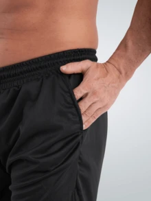 Sport Revolution Men's 2-In-1 Bermuda Shorts With UV+20 Protection – For Maximum Performance In Your Workouts - 黑色 - 查看 3