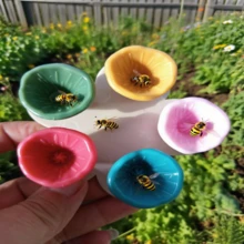 5/10 piezas Estación de abastecimiento de agua de resina con diseño floral - Comedero decorativo para colibríes y abejas para jardín, patio y alféizar de ventana - Motivos pintados a mano de mariposa y flor - Accesorio exterior para apoyo a polinizadores y decoración de verano! - Multicolor - Ver 8