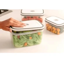 Kit 4/5 Potes Herméticos De Plástico Retangular Com Tampa De Vedação Uso Em Freezer E Micro-ondas. - Transparente - Visão 7