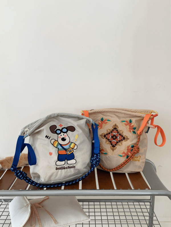 Neue Eimer-Tasche mit Stickerei, Reißverschluss, großer Kapazität, geeignet für Schultertragen, Pendeln, Einkaufen, Sport, Lässig, Festivals, Weihnachtsgeschenk