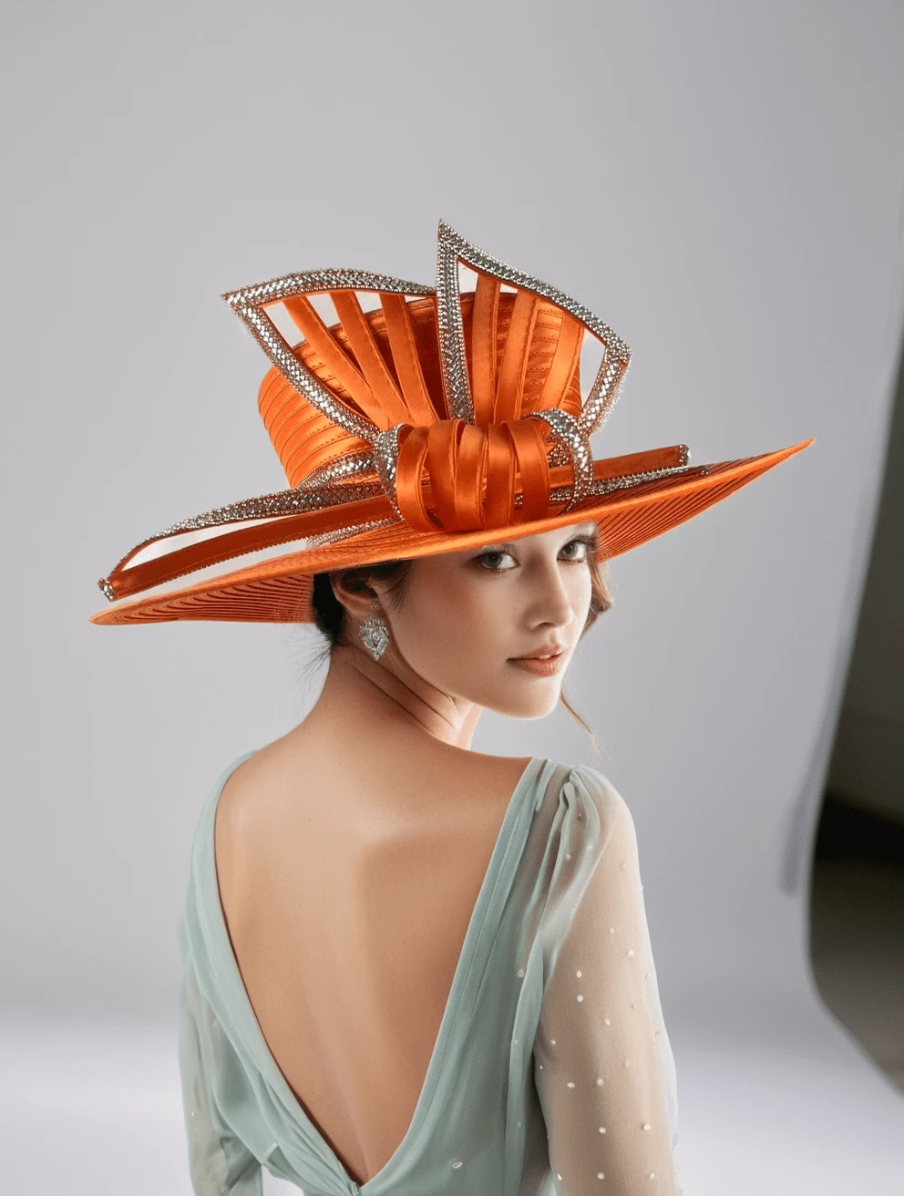 Box Packaging Fashion Retro Women's Church Hat With Wide Brim And Rhinestone Decoration Elegant Church Hat Must-Have For Easter, Mother's Day, Wedding Guests And Special Occasions - trái cam - Xem 1