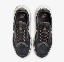Nike 耐克女款新款 TC 7900 厚底厚底运动鞋，减震休闲跑步鞋 DD9682-001 - 黑白灰 - 查看 4