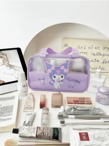Neceser transparente impermeable Kuromi de gran capacidad. Elegante y funcional organizador de maquillaje para viajes y uso diario. Neceser portátil multiusos con un bonito diseño de Sanrio. Perfecto para viajes y uso diario.