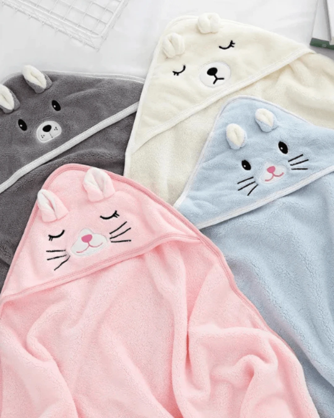 Baby Hooded Bath Towel Embroidered Absorbent Newborn Infant Bathrobe - Rose - View 1