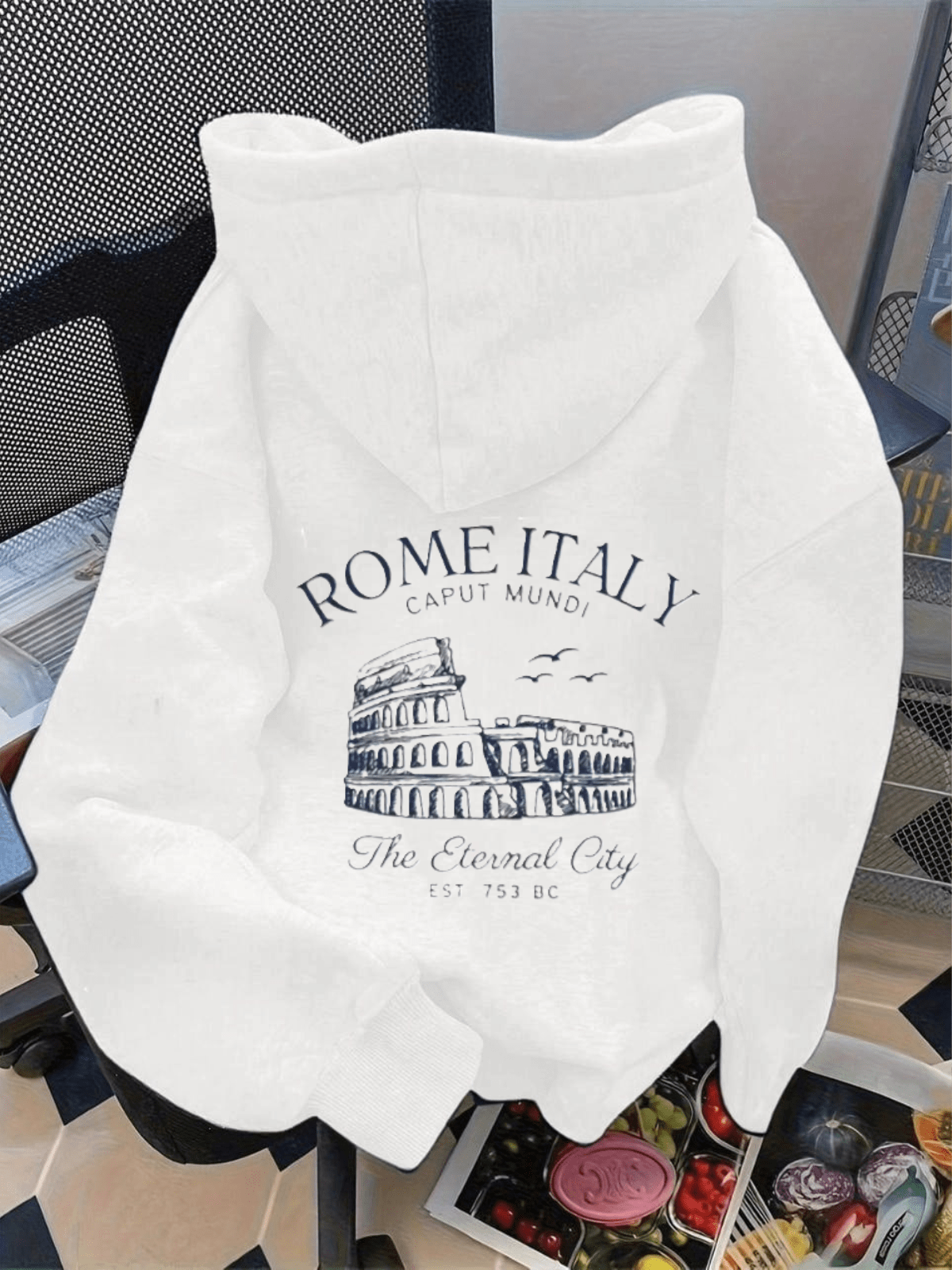 Sudadera con capucha y manga larga para mujer, elegante, con estampado gráfico de Roma, Italia, corte regular informal y cordón ajustable. - Blanco - Añade 1