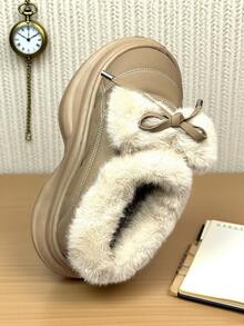 Women's Comfortable Chunky-Soled Boots, Featuring Plush Fur For Warmth Retention, An Exquisite Bow Design, Chunky Soles Ideal For Winter.