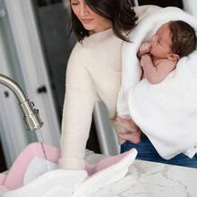 INS Nordic Home 1pc Infant Lotus Flower Shaped Bathing Seat, Suitable For Newborns And Infants 0-6 Months And Above, Machine Washable Baby Bath Mat, Baby Birth Gift