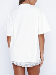 一件可定制的女士短袖T恤，您可以印制自己的照片、文字和日期，打造一件舒适个性化的T恤，适合休闲穿着、运动、日常出行，是送给妻子、女友、朋友和家人的理想礼物，也是生日或情人节的绝佳礼物。 - 彩色 - 查看 4