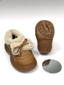 Women's Comfortable Chunky-Soled Boots, Featuring Plush Fur For Warmth Retention, An Exquisite Bow Design, Chunky Soles Ideal For Winter.