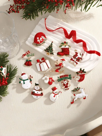 1 件卡通圣诞系列金属胸针，圣诞老人、圣诞树、圣诞帽、驯鹿、圣诞礼盒形状，可自由组合，增添节日气氛，理想的派对礼物，送给朋友和家人的完美礼物